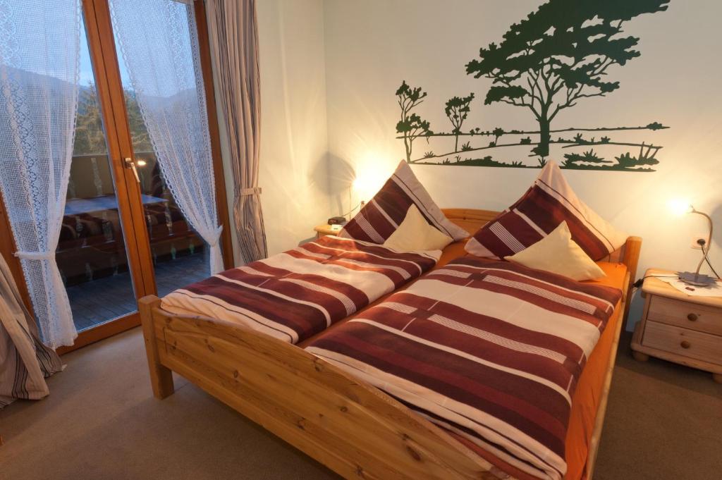 Wolffhotel Kopp Bilik gambar